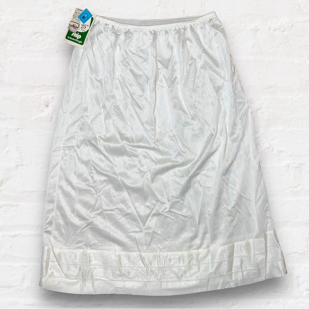 NWT Vintage 70’s Antron III Slip Skirt